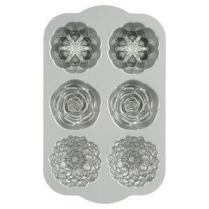 Floral Nonstick Metal Cast Aluminum Cakelet Pan, Toffee, 11.8" x 7.3" x 1.6"